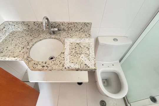 Banheiro da Suíte de apartamento à venda com 2 quartos, 60m² em Campestre, Santo André
