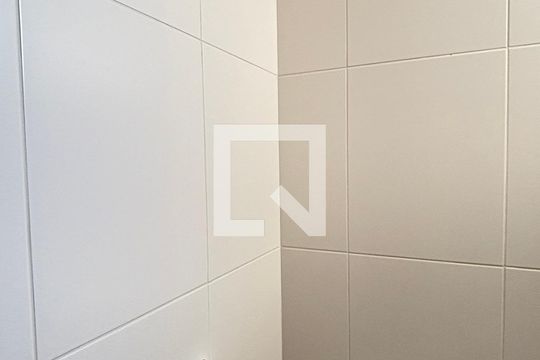 Banheiro da Suíte de apartamento à venda com 2 quartos, 60m² em Campestre, Santo André
