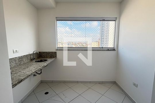 Sala de apartamento à venda com 2 quartos, 60m² em Campestre, Santo André