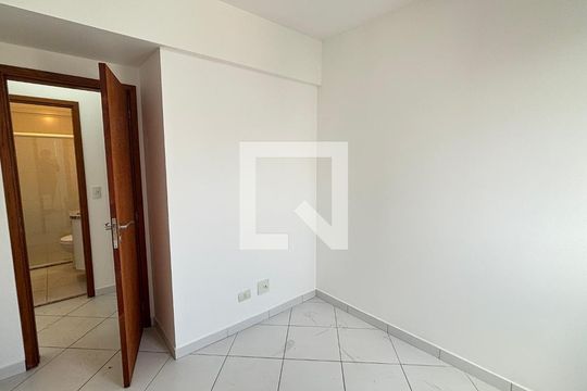 Quarto de apartamento à venda com 2 quartos, 60m² em Campestre, Santo André