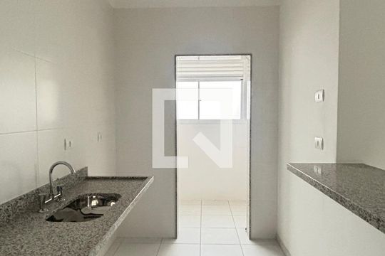 Cozinha de apartamento à venda com 2 quartos, 60m² em Campestre, Santo André