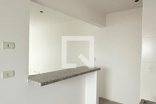 Cozinha de apartamento à venda com 2 quartos, 60m² em Campestre, Santo André