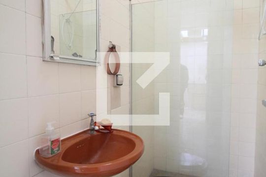 Banheiro de serviço de casa à venda com 4 quartos, 374m² em Vila Morumbi, São Paulo