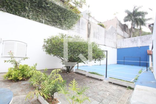Quintal de casa à venda com 4 quartos, 374m² em Vila Morumbi, São Paulo