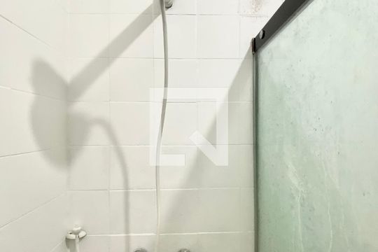 Banheiro Suíte de apartamento à venda com 1 quarto, 40m² em Botafogo, Rio de Janeiro