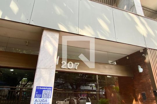 Placa de apartamento à venda com 1 quarto, 40m² em Botafogo, Rio de Janeiro