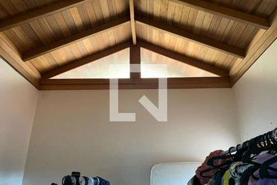 Closet de casa de condomínio à venda com 3 quartos, 396m² em Residencial Quatro (alphaville), Santana de Parnaíba