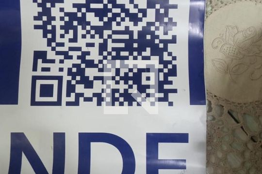 plaquinha instalada de casa à venda com 3 quartos, 837m² em Centro, Nova Lima