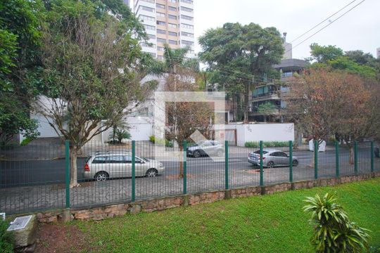 Quarto 1 - Vista de apartamento para alugar com 2 quartos, 55m² em Mont’serrat, Porto Alegre