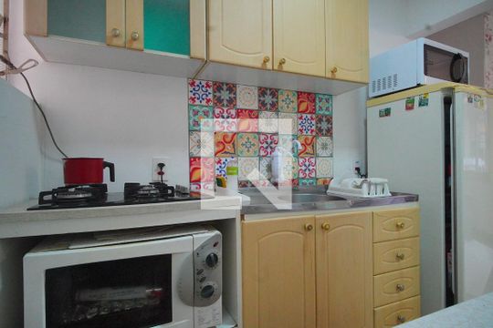 Cozinha de apartamento para alugar com 2 quartos, 55m² em Mont’serrat, Porto Alegre