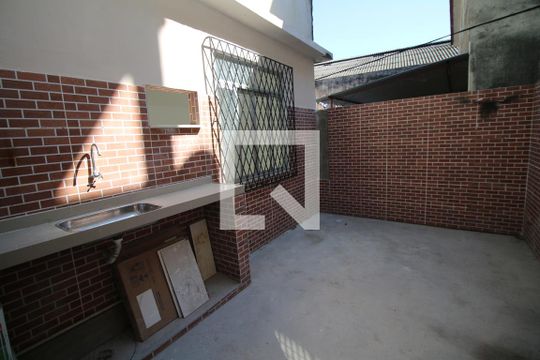 Quintal de apartamento à venda com 3 quartos, 100m² em Irajá, Rio de Janeiro