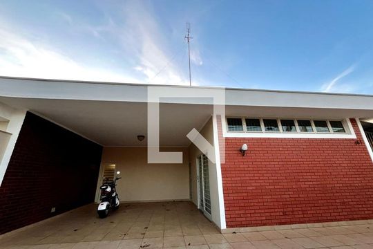 Fachada de casa à venda com 4 quartos, 320m² em Jardim Nossa Senhora Auxiliadora, Campinas