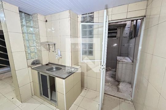 Cozinha de apartamento para alugar com 2 quartos, 70m² em Madureira, Rio de Janeiro