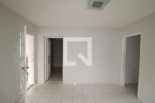 Casa 2 - Sala de casa à venda com 3 quartos, 500m² em Vila Amalia (zona Norte), São Paulo