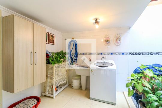 Terraço - Área de Serviço de casa à venda com 4 quartos, 320m² em Jardim Tupa, São Paulo