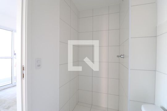 Banheiro de apartamento à venda com 2 quartos, 37m² em Barra Funda, São Paulo