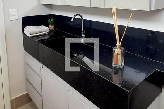 Casa de Condomínio para alugar com 3 quartos, 208m² em Garças, Belo Horizonte