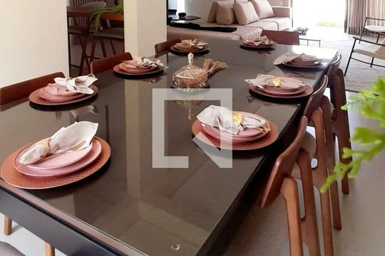Casa de Condomínio para alugar com 3 quartos, 208m² em Garças, Belo Horizonte