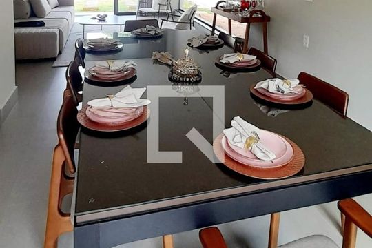 Casa de Condomínio para alugar com 3 quartos, 208m² em Garças, Belo Horizonte