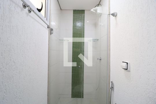 Banheiro da Suíte de apartamento para alugar com 2 quartos, 58m² em Daniel Fonseca, Uberlândia