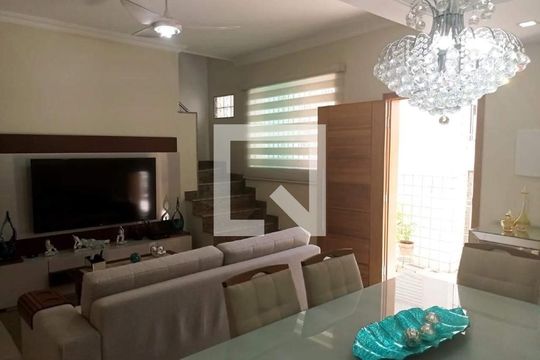 Casa à venda com 4 quartos, 90m² em Tijuca, Rio de Janeiro