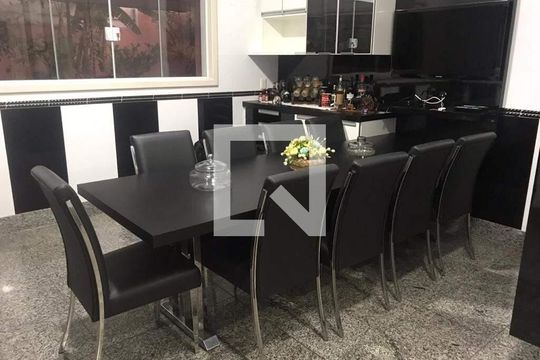Casa à venda com 3 quartos, 565m² em Recreio dos Bandeirantes, Rio de Janeiro