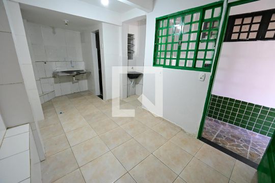 Studio de kitnet/studio para alugar com 1 quarto, 15m² em Setor Leste Vila Nova, Goiânia