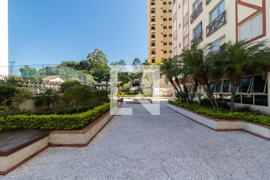 Área comum de apartamento à venda com 1 quarto, 70m² em Jardim Sonia, São Paulo