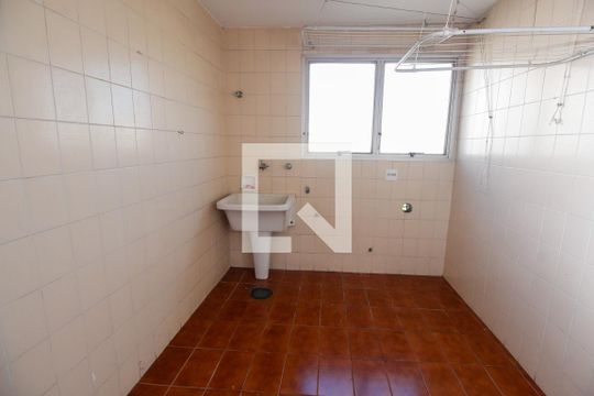 Área de Serviço de apartamento à venda com 3 quartos, 189m² em Vila Suzana, São Paulo