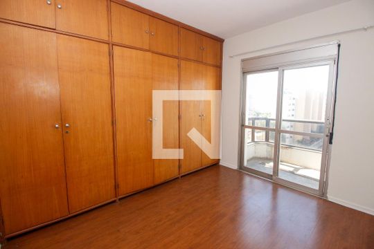 Quarto 1 de apartamento à venda com 3 quartos, 189m² em Vila Suzana, São Paulo