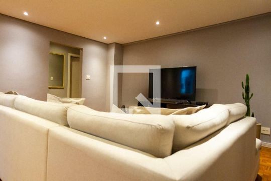 Apartamento à venda com 4 quartos, 210m² em Santa Cecilia, São Paulo