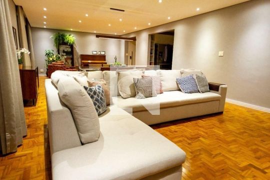 Apartamento à venda com 4 quartos, 210m² em Santa Cecilia, São Paulo