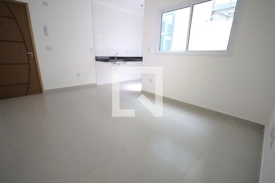 Sala de apartamento à venda com 2 quartos, 50m² em Vila Eldizia, Santo André
