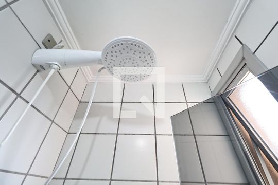 Banheiro de apartamento à venda com 3 quartos, 60m² em Utinga, Santo André