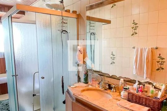 Casa à venda com 4 quartos, 500m² em Jardim Sao Bento, São Paulo