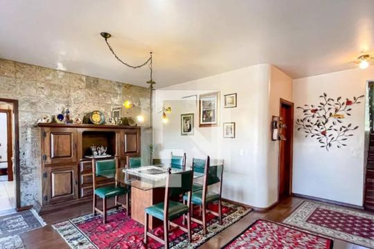 Casa à venda com 4 quartos, 500m² em Jardim Sao Bento, São Paulo
