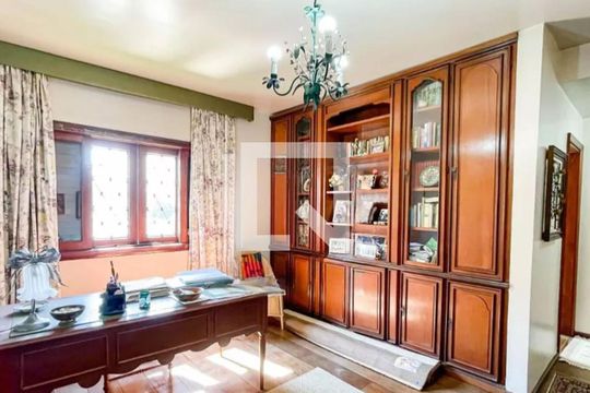 Casa à venda com 4 quartos, 500m² em Jardim Sao Bento, São Paulo