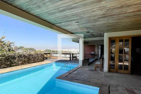 Casa à venda com 4 quartos, 500m² em Jardim Sao Bento, São Paulo