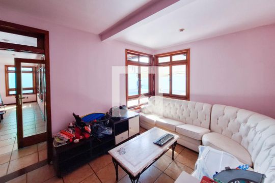 Sala 2 de casa à venda com 5 quartos, 498m² em Camboinhas, Niterói