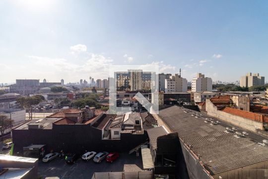 Área de Serviço - Vista de apartamento para alugar com 2 quartos, 37m² em Barra Funda, São Paulo