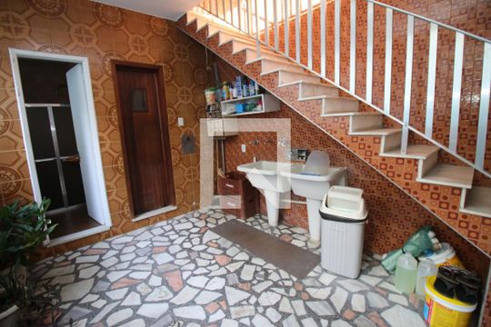 Área de Serviço de casa à venda com 5 quartos, 433m² em Vila da Penha, Rio de Janeiro