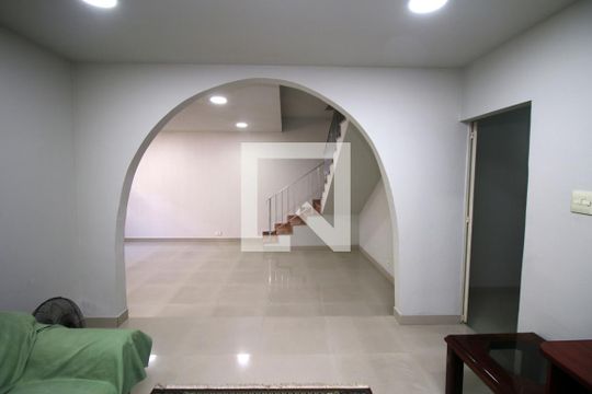 Sala de casa à venda com 5 quartos, 433m² em Vila da Penha, Rio de Janeiro