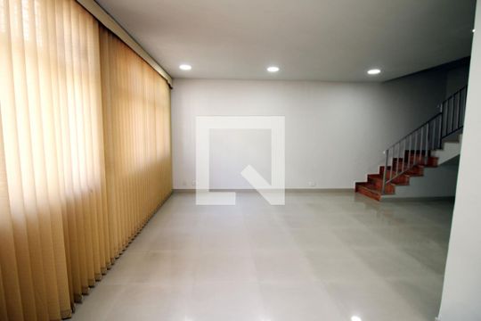 Sala de casa à venda com 5 quartos, 433m² em Vila da Penha, Rio de Janeiro