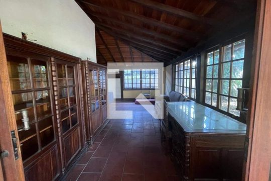 Casa à venda com 3 quartos, 242m² em Anil, Rio de Janeiro