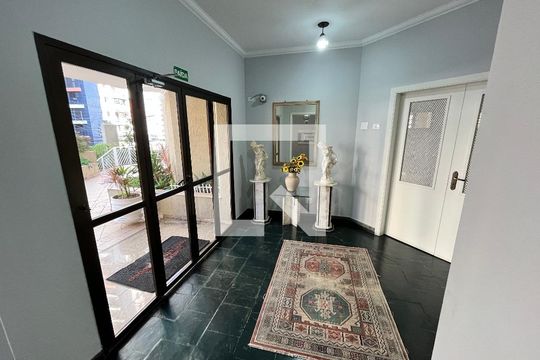 Hall de entrada de apartamento à venda com 2 quartos, 105m² em Tucuruvi, São Paulo