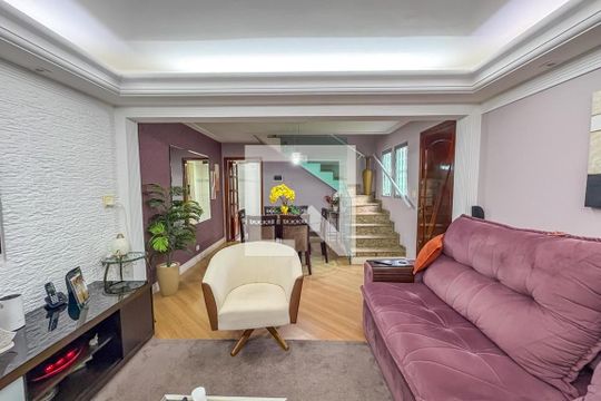 Sala de casa à venda com 3 quartos, 266m² em Paulicéia, São Bernardo do Campo