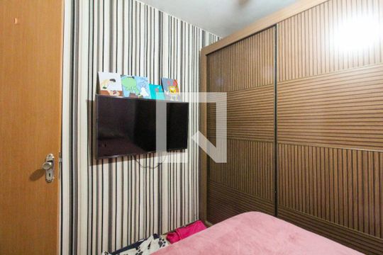 Quarto 2 de casa à venda com 3 quartos, 200m² em Olaria, Canoas