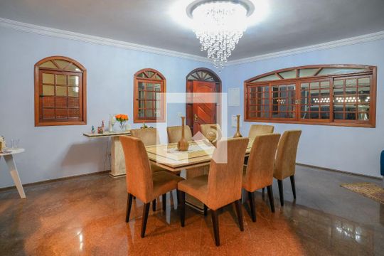 Sala de Jantar de casa à venda com 4 quartos, 450m² em Vila Liviero, São Paulo