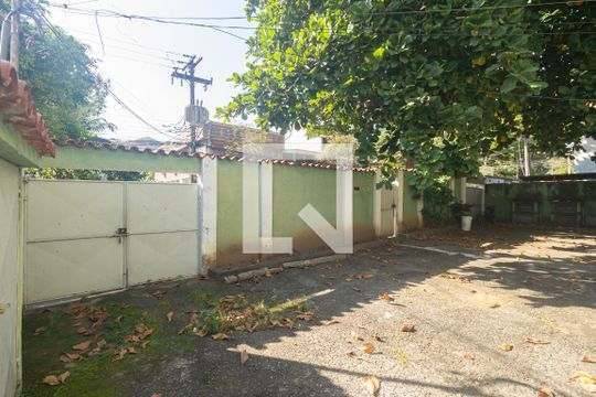 Área comum de apartamento para alugar com 2 quartos, 80m² em Senador Vasconcelos, Rio de Janeiro