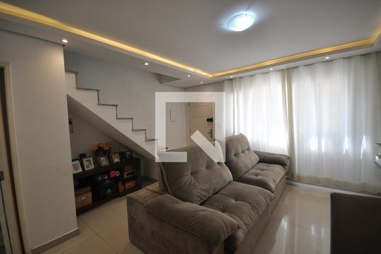 Sala de casa de condomínio para alugar com 3 quartos, 115m² em Vila Nova Mazzei, São Paulo